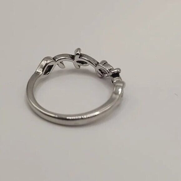 Nature-Inspired Leaf Vine Ring Size 8 (NWOT) - Picture 3 of 4